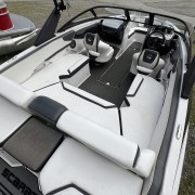 2017 Scarab 215 HO