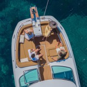 2027 Jeanneau TH33