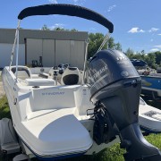 2018 Stingray 182SC - Blue