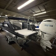 2026 Evotti 521QL Triple Pontoon Boat - Black/White