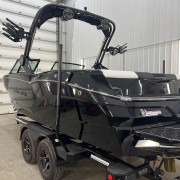 2025 Mastercraft NXT22 - Midnight Black